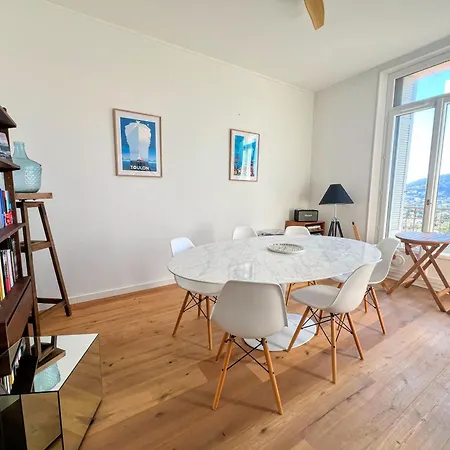 Appartement Le Castel Superbe Climatise Pour 4 Personnes Au Centre De *